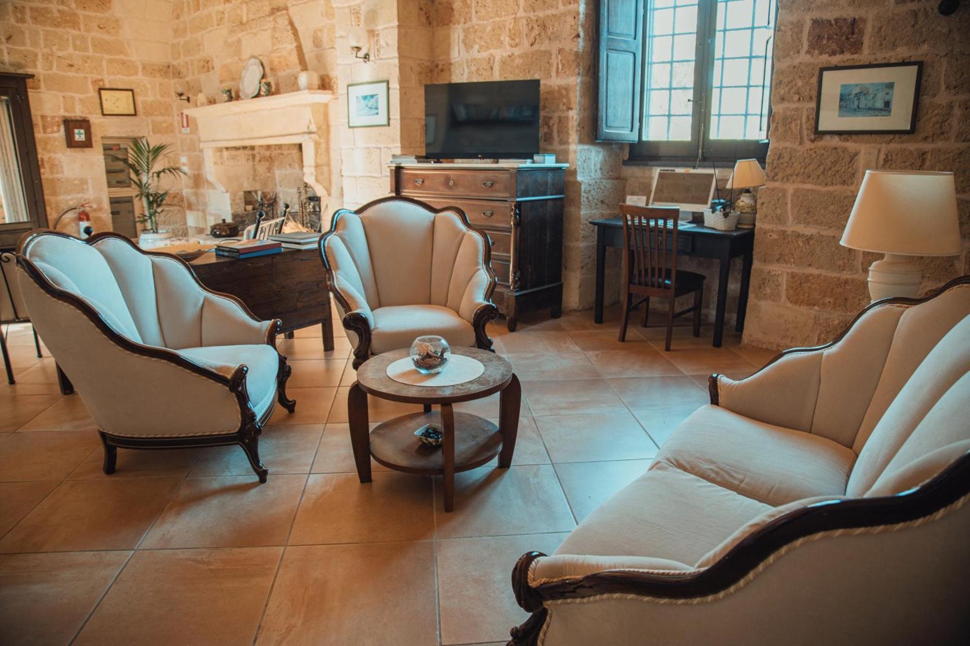 Tenuta Masseria & Spa Chicco Rizzo Sternatia Eksteriør bilde